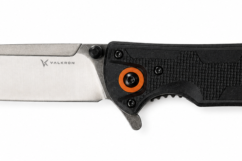 Strikeline folding knife blade and pivot detail