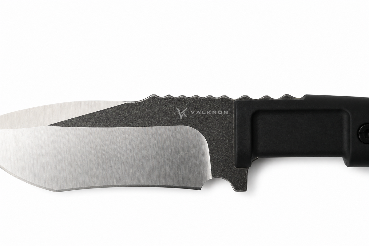 Blackcrest compact fixed blade knife blade and handle detail